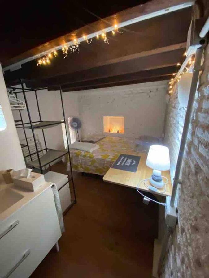 Airbhouse Private Rooms & Apartments Севиля Екстериор снимка